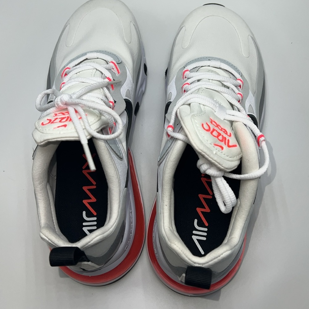 ❤️NWT NIKE AIR MAX 270 REACT SNEAKER - Picture 8 of 13